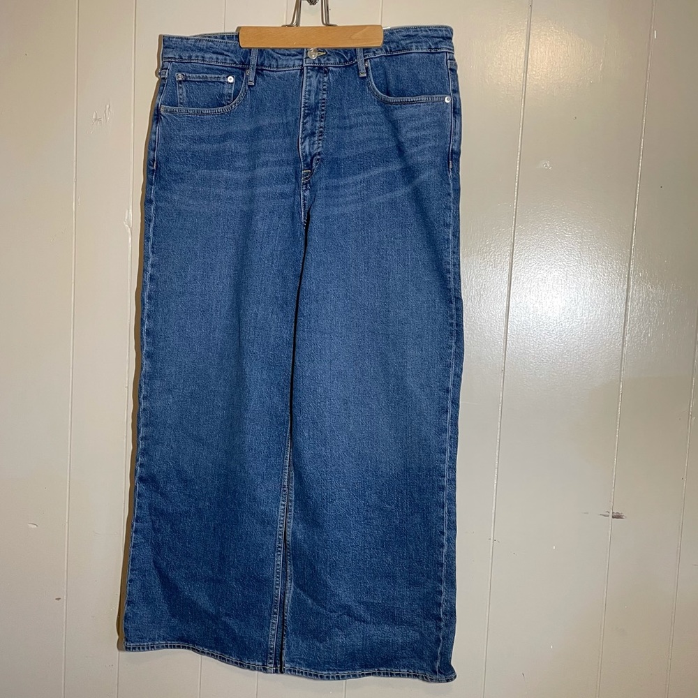 Free assembly the full wide straight leg size 18 short NWT